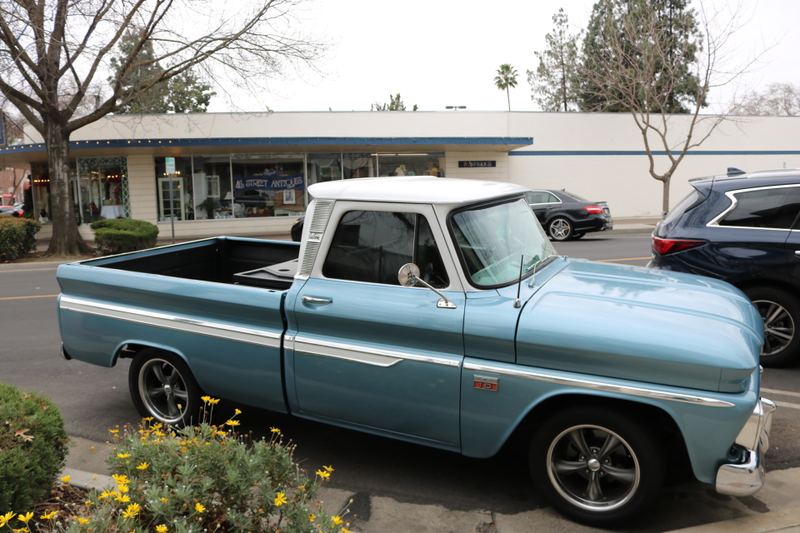 Illustration for article titled Clovis Cars & Coffee Photodump